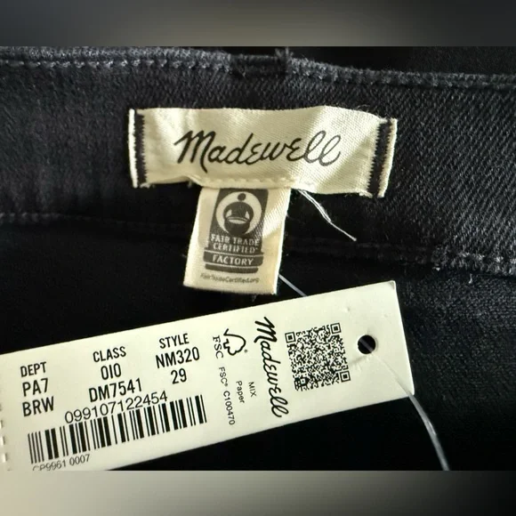 NWT Madewell Mid-Rise Kick Out Ankle Length Black Women’s Jeans - Picture 7 of 9